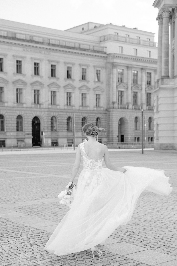 Hochzeitslocation, Wedding Day Manager, Schloss, Berlin City, Kate Weddings, Zeremonienmeister Berlin, Hochzeitsplanerin Ivonne Rill, Berlin, Brandenburg, Moderne Braut